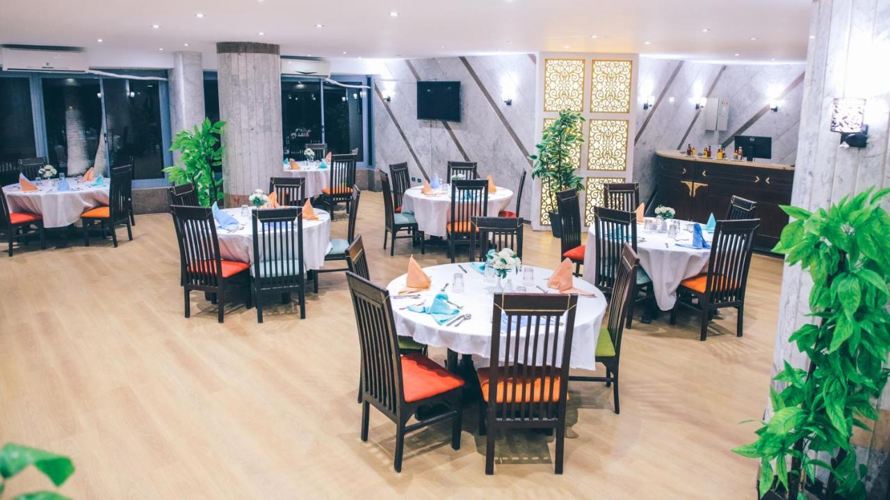 Jewel Maadi And Club